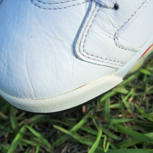 Size 9 - Jordan 6 White and University Red 2022 - Picture 10 of 14